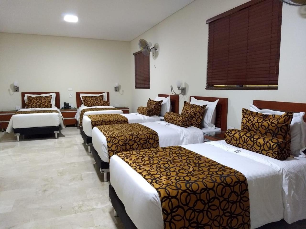 מדיין Hotel Dorado La 70 מראה חיצוני תמונה